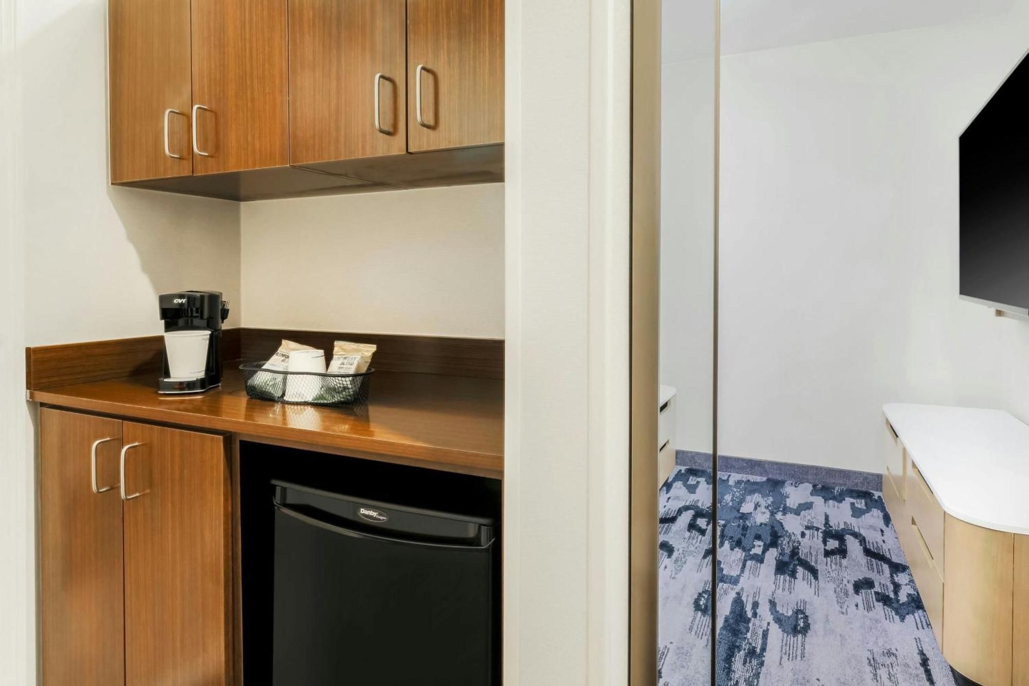 Fairfield Inn And Suites By Marriott San Jose Airport Exterior foto